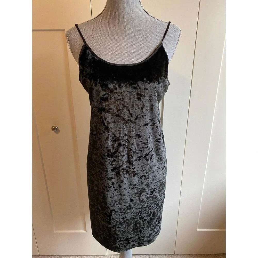 Victoria's Secret Slip Dress Silky Velvety Medium Adjustable Straps Coquette R1
